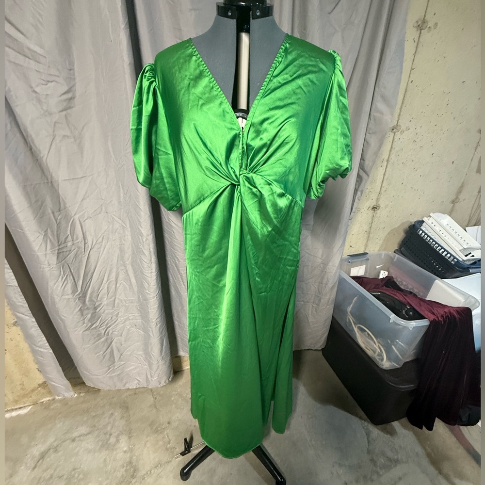 *Proud Poppy Kelly Green Satin Dress